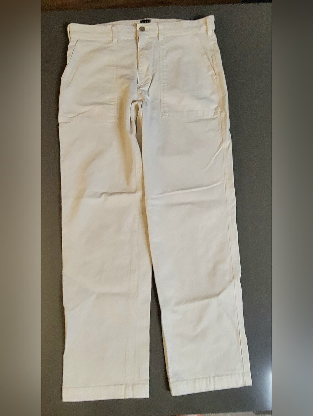 GAP Men's Relaxed Straight Leg Utility Fatigue Pants Cream Off-White